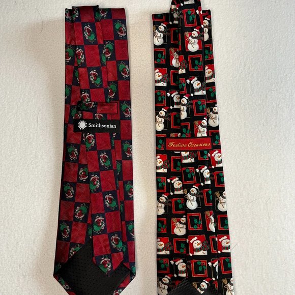 2 – Christmas Ties:  Smithsonian & Festive Occasions - Picture 9 of 9